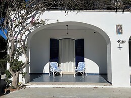Ravino Secret Retreat