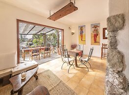 Ravino Secret Retreat