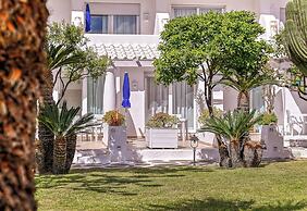 Ravino Secret Retreat