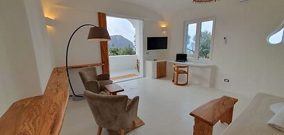 Ravino Secret Retreat