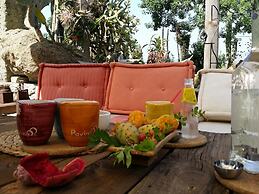 Ravino Secret Retreat