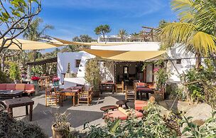 Ravino Secret Retreat