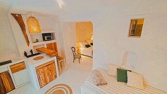 Ravino Secret Retreat