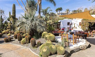 Ravino Secret Retreat