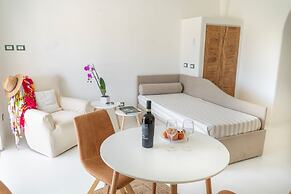 Ravino Secret Retreat