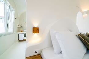 Ravino Secret Retreat