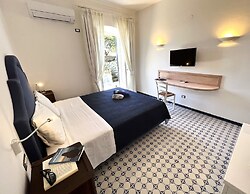 Ravino Secret Retreat