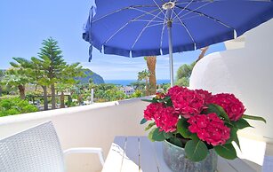 Ravino Secret Retreat