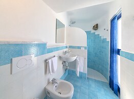 Ravino Secret Retreat