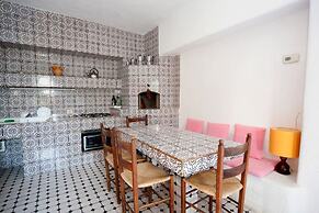 Ravino Secret Retreat