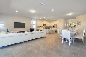 New and Luxurious in Westside With Pool 6bd/5ba #6ws690