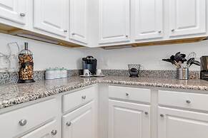 Davenport - Stunning 6bd/5ba Poolhome - #6av331