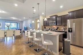 Lavish 5bd/4ba Home With Mickey Room and Stunning Pool Area #5st565