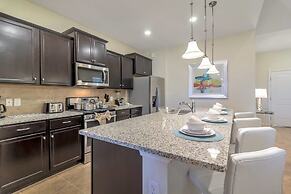 Lavish 5bd/4ba Home With Mickey Room and Stunning Pool Area #5st565