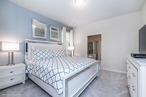 NEW DEC 2018! Solterra 6bd/4ba Pool Home #6st452