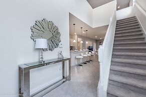 NEW DEC 2018! Solterra 6bd/4ba Pool Home #6st452