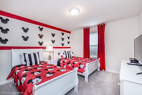 NEW DEC 2018! Solterra 6bd/4ba Pool Home #6st452