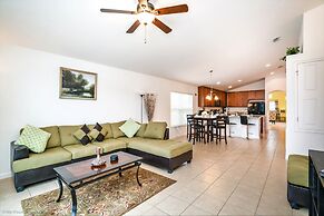 Davenport - Spacious 4bd/2ba Poolhome -#4av380