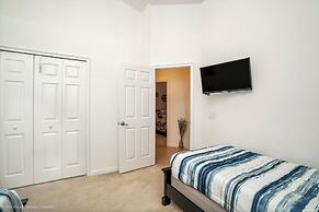 Davenport - Spacious 4bd/2ba Poolhome -#4av380