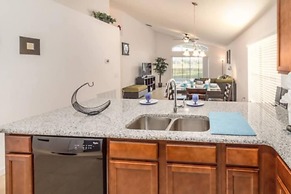 Davenport - Spacious 4bd/2ba Poolhome -#4av380