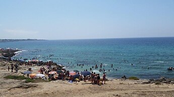 Sea view cottage on sea coast