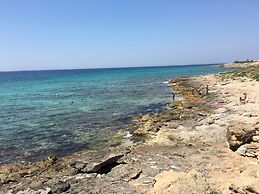 Sea view cottage on sea coast