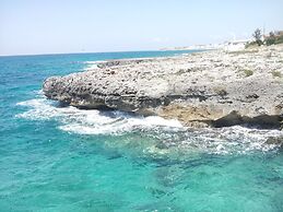Sea view cottage on sea coast