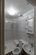 Spacious Centrally Located One Bed