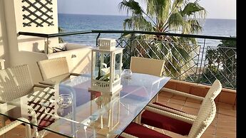 MI CAPRICHO A12 Luxury apartment on the beachfront