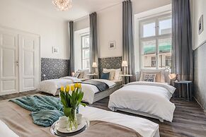 Historic Centre APTs by Michal&Friends