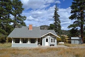 Murphy's Riverside -- Ev #3178 2 Bedroom Cottage by RedAwning