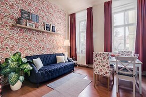 Prague Kampa APTs by Michal&Friends