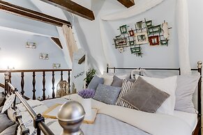 Incredible 2Br Loft in Heart of Prague