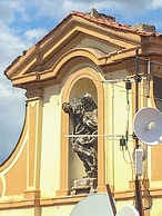 Incredible 2Br Loft in Heart of Prague