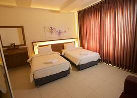 Lujain Hotel Suites