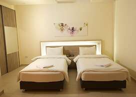 Lujain Hotel Suites