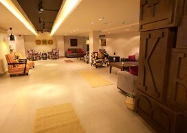 Lujain Hotel Suites