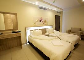 Lujain Hotel Suites