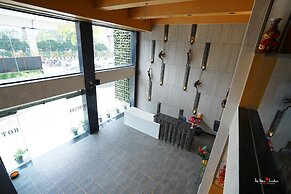 Nirula's Hotel