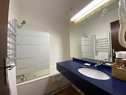 Savoie Hotel