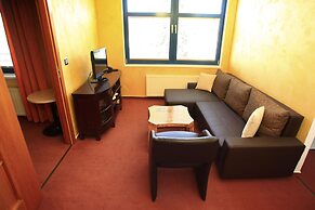 Hotel Conti