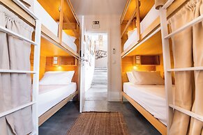 Selina Boavista Ericeira - Hostel