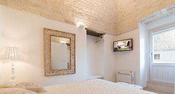 Dimore nel Tempo-Widespread Homes & Trulli