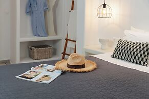 Sea View Apartments & Studios