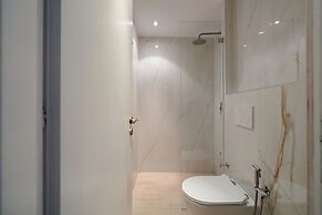 Sea View Apartments & Studios