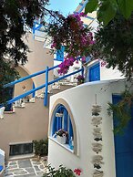 Sea View Apartments & Studios