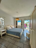 Sea View Apartments & Studios