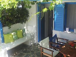 Sea View Apartments & Studios