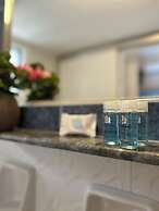 Sea View Apartments & Studios