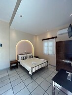 Sea View Apartments & Studios